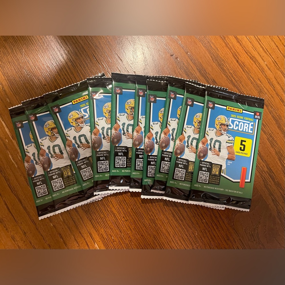10 Sealed Foil Packs SCORE Panini NFL Trading Cards ~Orange Post~ Sealed 2025